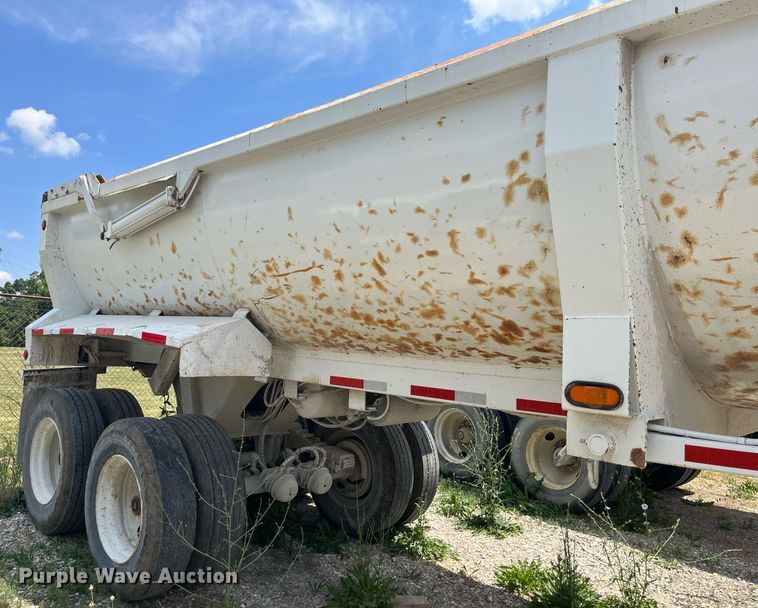 image for item LA9995 1998 Travis  end dump trailer