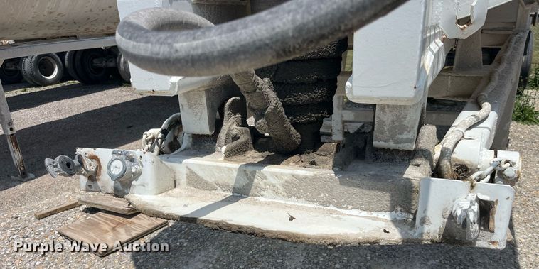 image for item LA9995 1998 Travis  end dump trailer