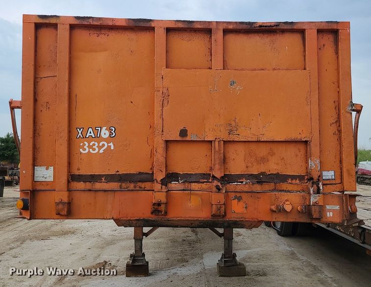 image for item LE9187 1994 Great Dane  flatbed trailer