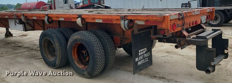 image for item LE9187 1994 Great Dane  flatbed trailer