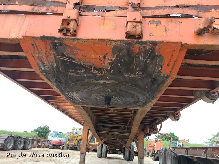 image for item LE9187 1994 Great Dane  flatbed trailer