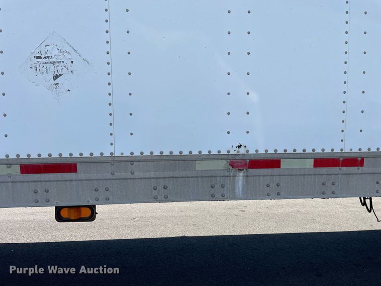 image for item LJ9651 2000 Trailmobile  dry van trailer