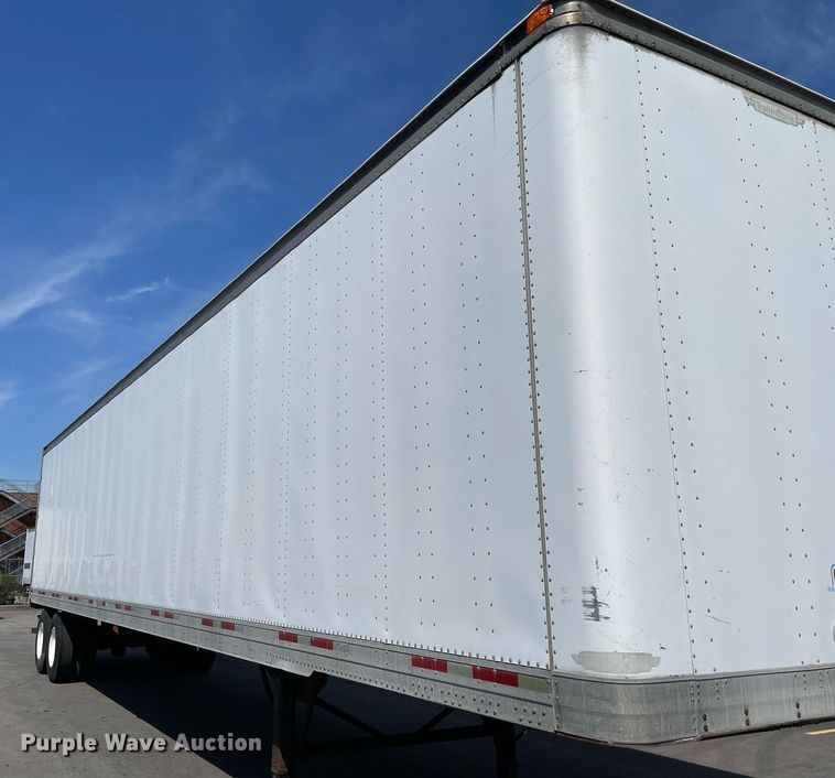 image for item LJ9651 2000 Trailmobile  dry van trailer