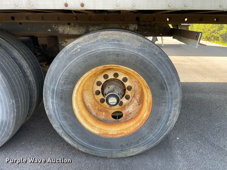 image for item LJ9652 2004 Great Dane 7311TA  dry van trailer