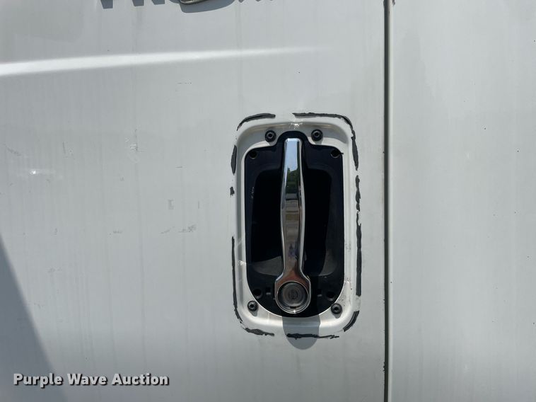 image for item LJ9674 2015 International ProStar Plus 122  semi truck