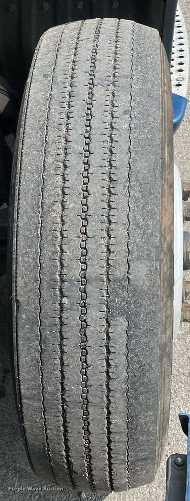 image for item LJ9677 2016 Kenworth T680  semi truck