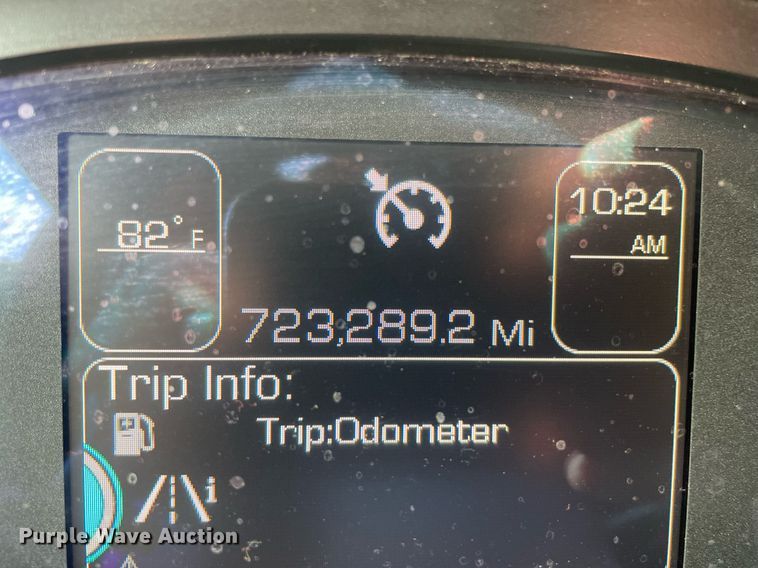 image for item LJ9678 2016 Kenworth T680  semi truck