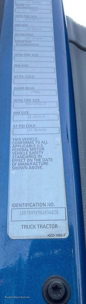 image for item LJ9678 2016 Kenworth T680  semi truck