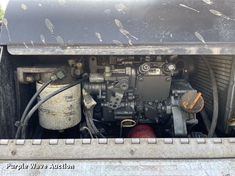 image for item LJ9679 2016 Kenworth T680  semi truck