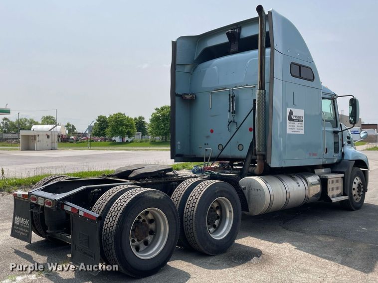 image for item LJ9681 2014 Mack CXU613  semi truck