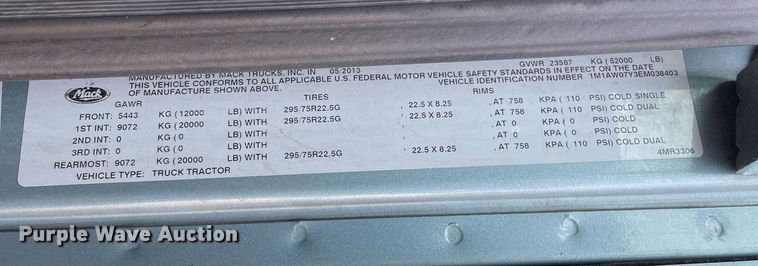 image for item LJ9681 2014 Mack CXU613  semi truck