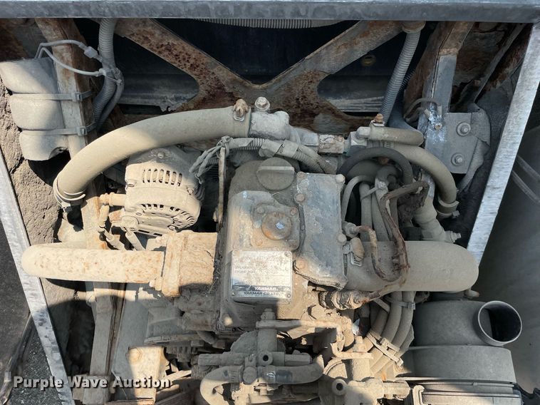 image for item LJ9683 2008 Freightliner Cascadia  semi truck