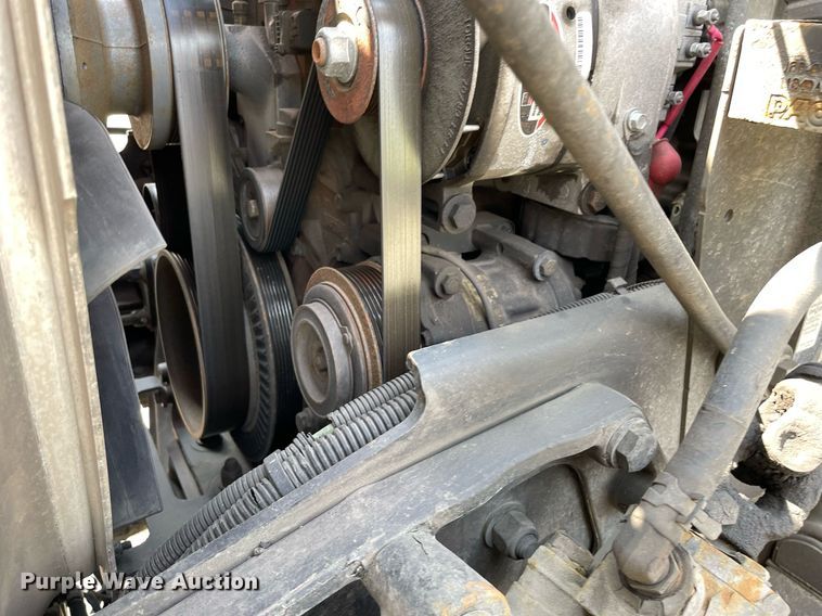 image for item LJ9684 2016 Kenworth T680  semi truck