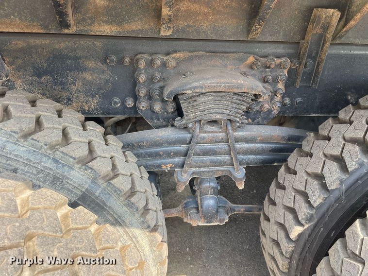 image for item LJ9686 2007 Freightliner Business Class M2  dump truck