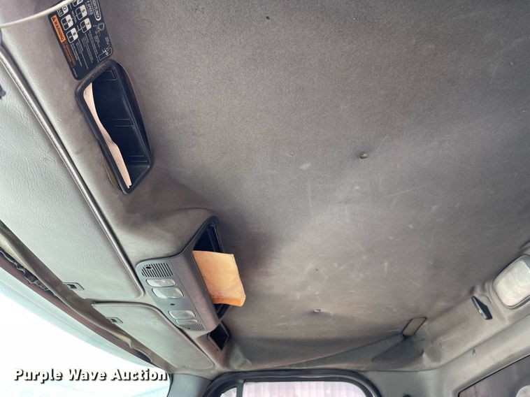 image for item LJ9686 2007 Freightliner Business Class M2  dump truck