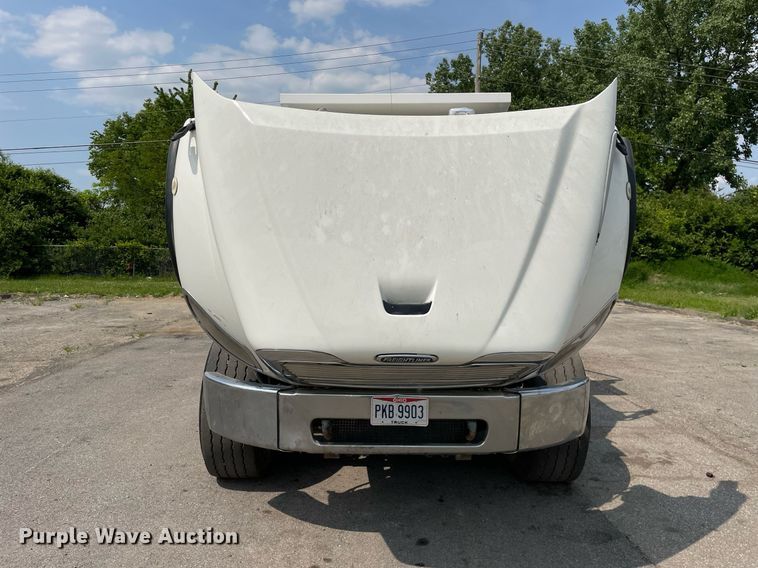 image for item LJ9686 2007 Freightliner Business Class M2  dump truck