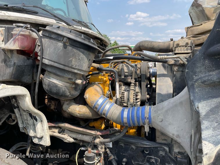 image for item LJ9686 2007 Freightliner Business Class M2  dump truck