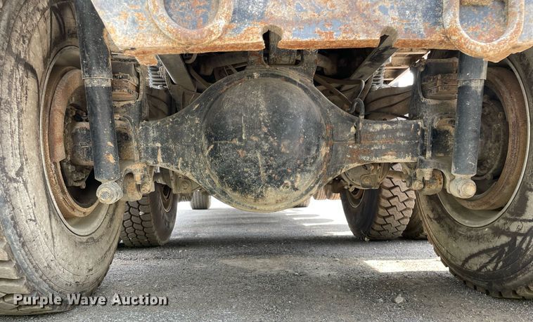 image for item LJ9686 2007 Freightliner Business Class M2  dump truck