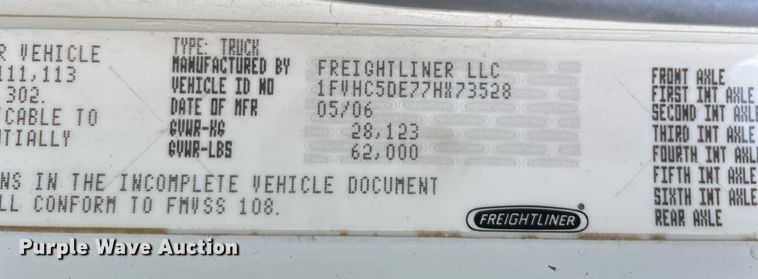 image for item LJ9686 2007 Freightliner Business Class M2  dump truck