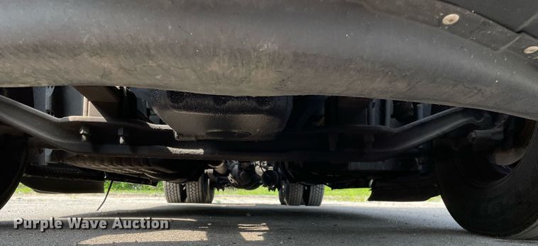 image for item LJ9687 2016 Freightliner Cascadia 125  semi truck