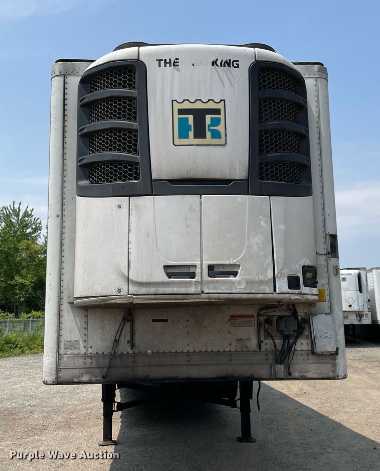 image for item LJ9691 2015 Utility  refrigerated van trailer