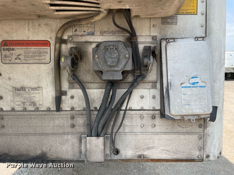 image for item LJ9691 2015 Utility  refrigerated van trailer