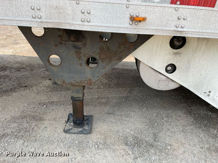 image for item LJ9695 2013 Utility VS2RA  refrigerated van trailer