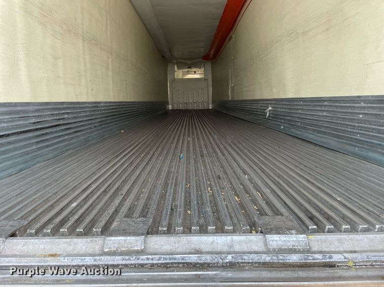 image for item LJ9695 2013 Utility VS2RA  refrigerated van trailer