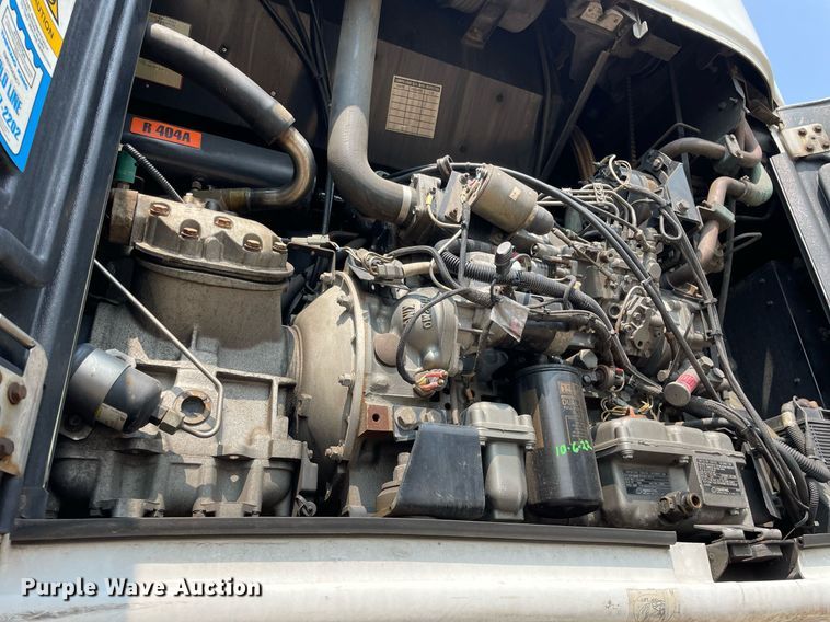 image for item LJ9695 2013 Utility VS2RA  refrigerated van trailer