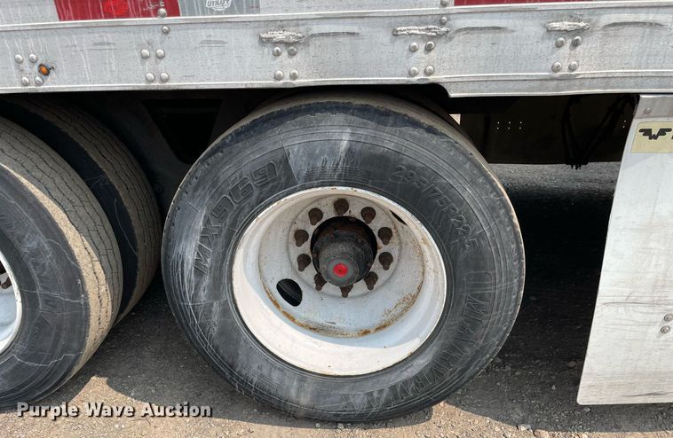 image for item LJ9695 2013 Utility VS2RA  refrigerated van trailer