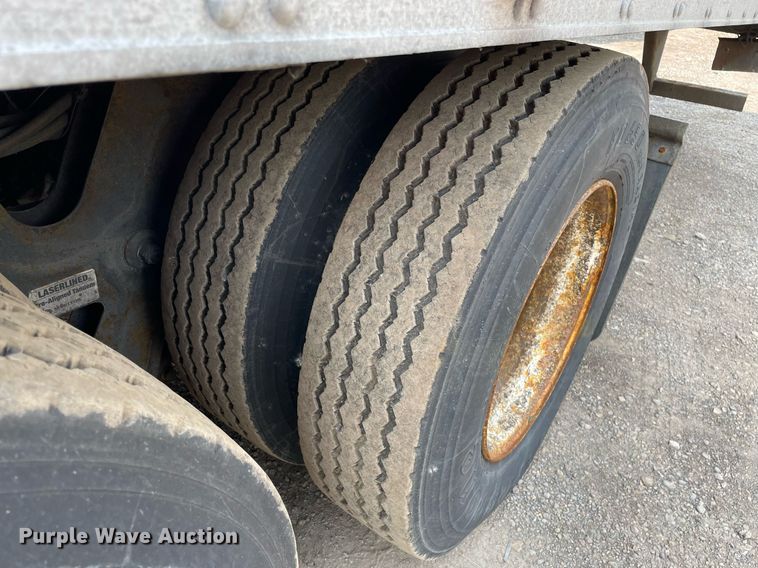 image for item LJ9695 2013 Utility VS2RA  refrigerated van trailer