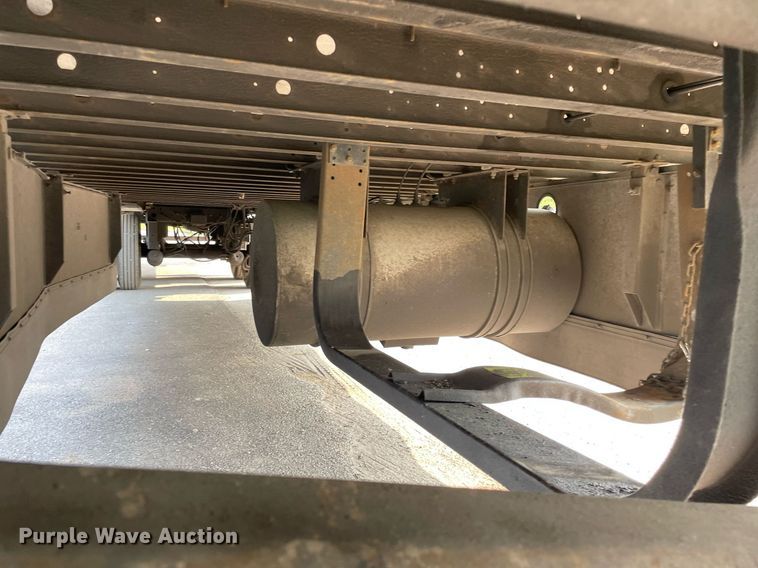 image for item LJ9696 2014 Utility  refrigerated van trailer