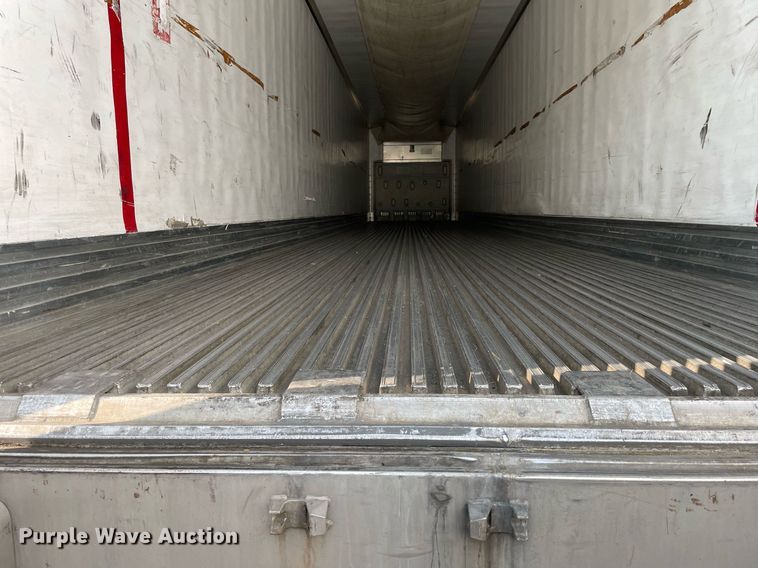 image for item LJ9696 2014 Utility  refrigerated van trailer