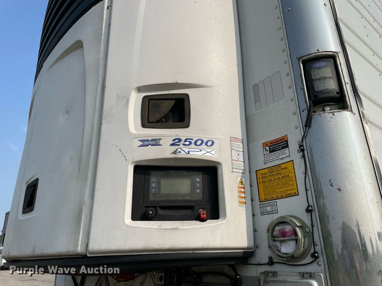 image for item LJ9696 2014 Utility  refrigerated van trailer