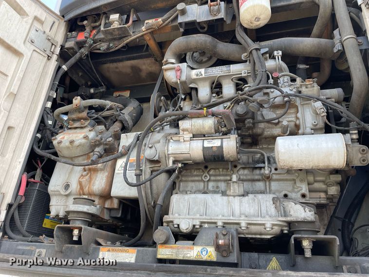 image for item LJ9696 2014 Utility  refrigerated van trailer