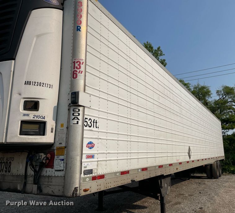 image for item LJ9697 2013 Utility  refrigerated van trailer