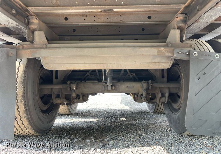 image for item LJ9697 2013 Utility  refrigerated van trailer