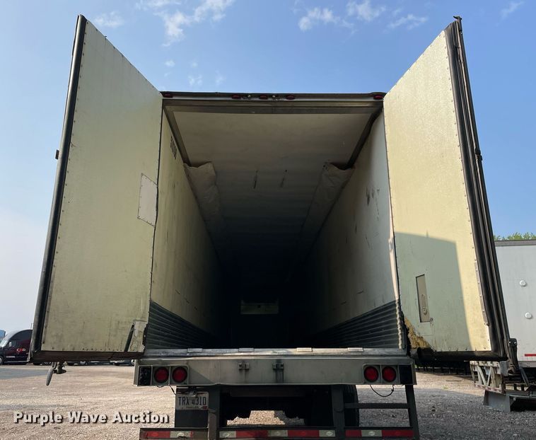 image for item LJ9697 2013 Utility  refrigerated van trailer