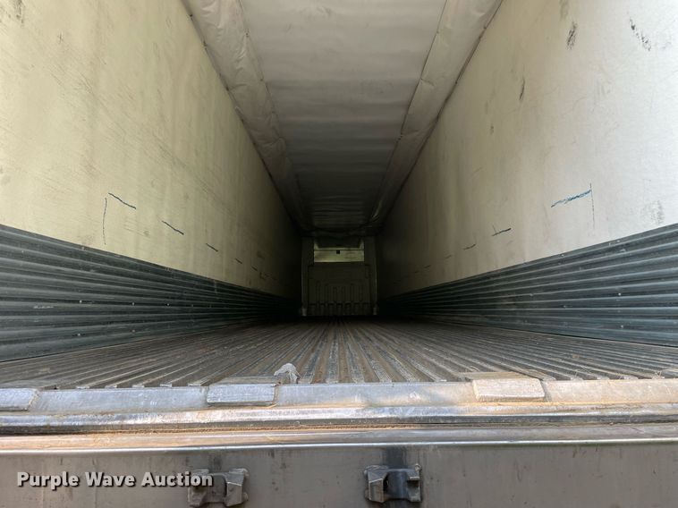 image for item LJ9697 2013 Utility  refrigerated van trailer