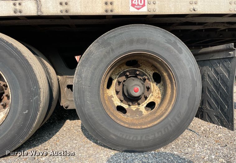 image for item LJ9697 2013 Utility  refrigerated van trailer