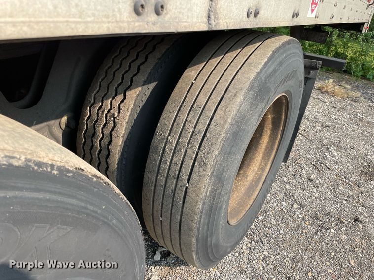 image for item LJ9697 2013 Utility  refrigerated van trailer