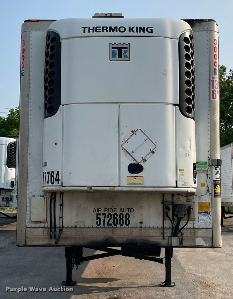 image for item LJ9698 2013 Utility  refrigerated van trailer