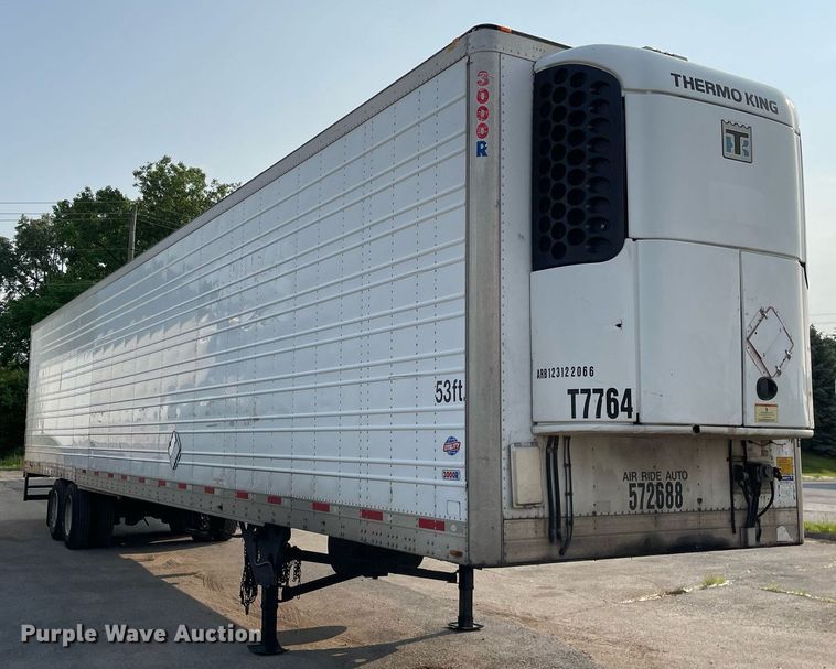 image for item LJ9698 2013 Utility  refrigerated van trailer