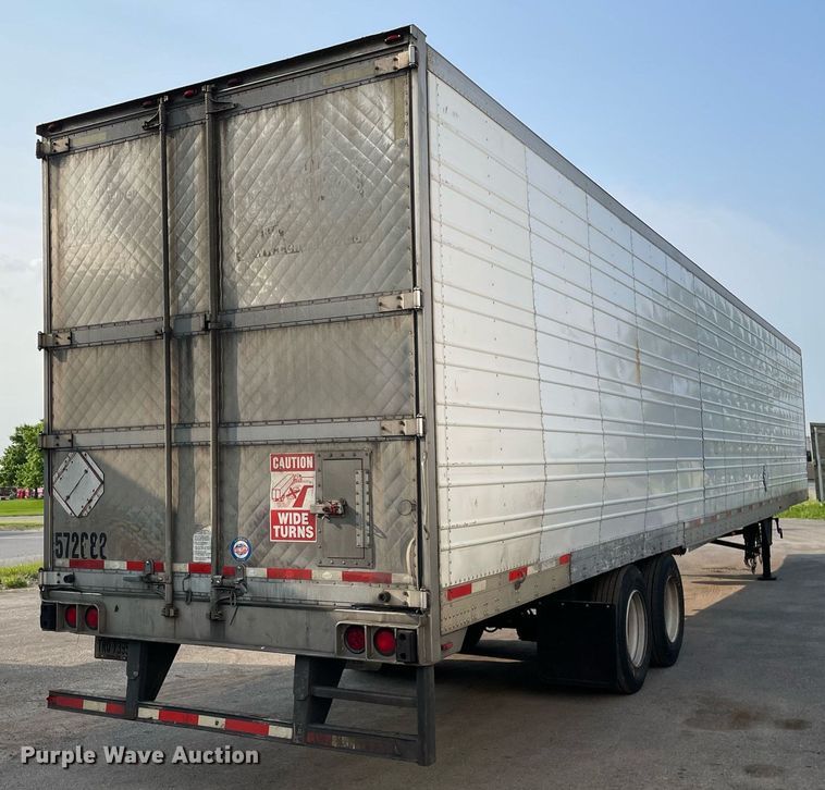 image for item LJ9698 2013 Utility  refrigerated van trailer