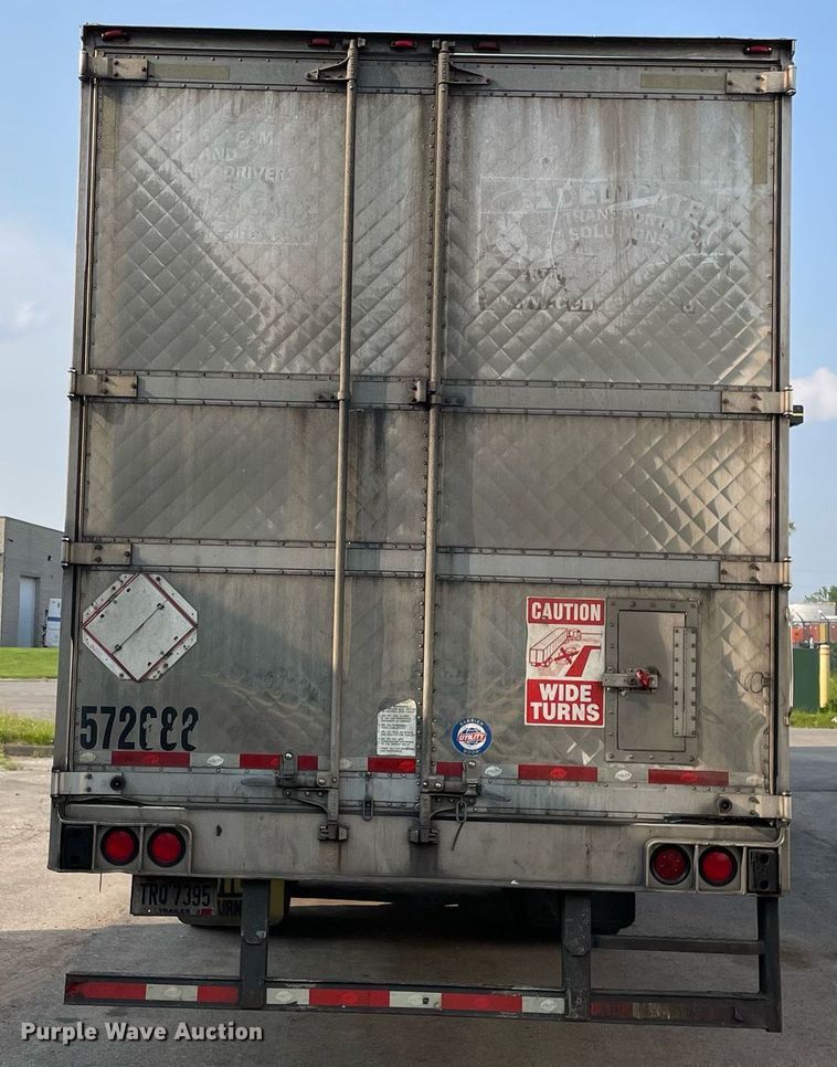 image for item LJ9698 2013 Utility  refrigerated van trailer