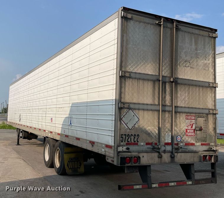 image for item LJ9698 2013 Utility  refrigerated van trailer