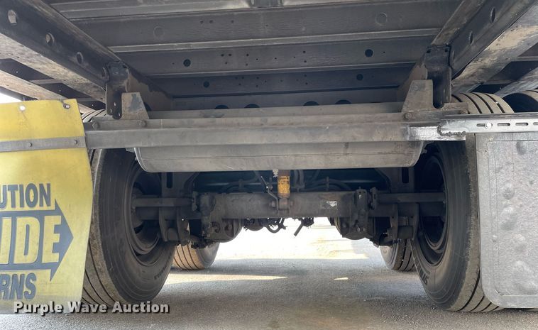 image for item LJ9698 2013 Utility  refrigerated van trailer