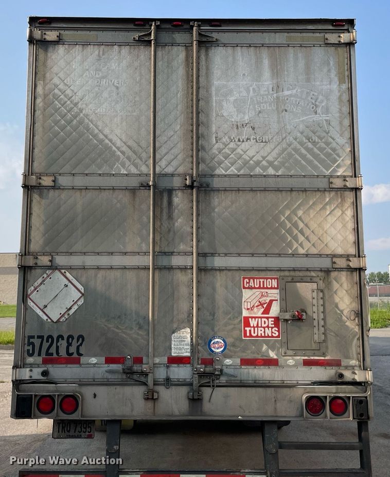 image for item LJ9698 2013 Utility  refrigerated van trailer