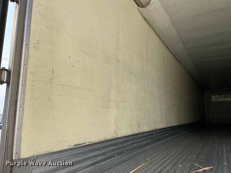 image for item LJ9698 2013 Utility  refrigerated van trailer