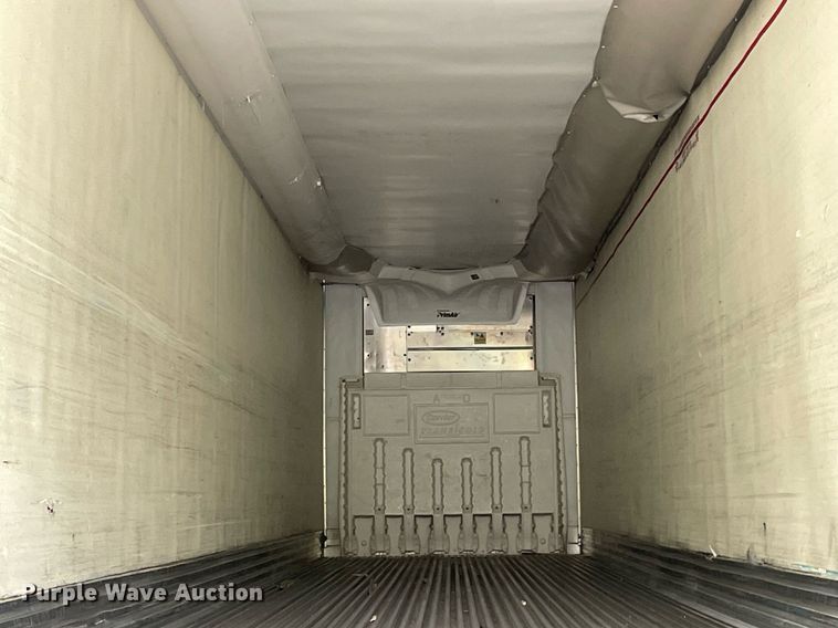 image for item LJ9698 2013 Utility  refrigerated van trailer